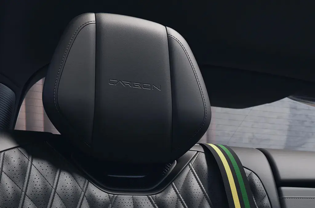 Interieur eletre carbon